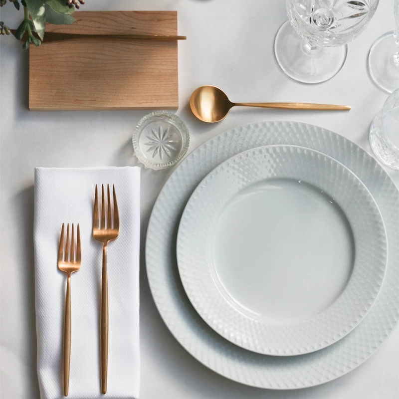 Lyngby Porcelæn - Rhombe Dinner Plate 27 cm - White (201222) / Home and Kitchen