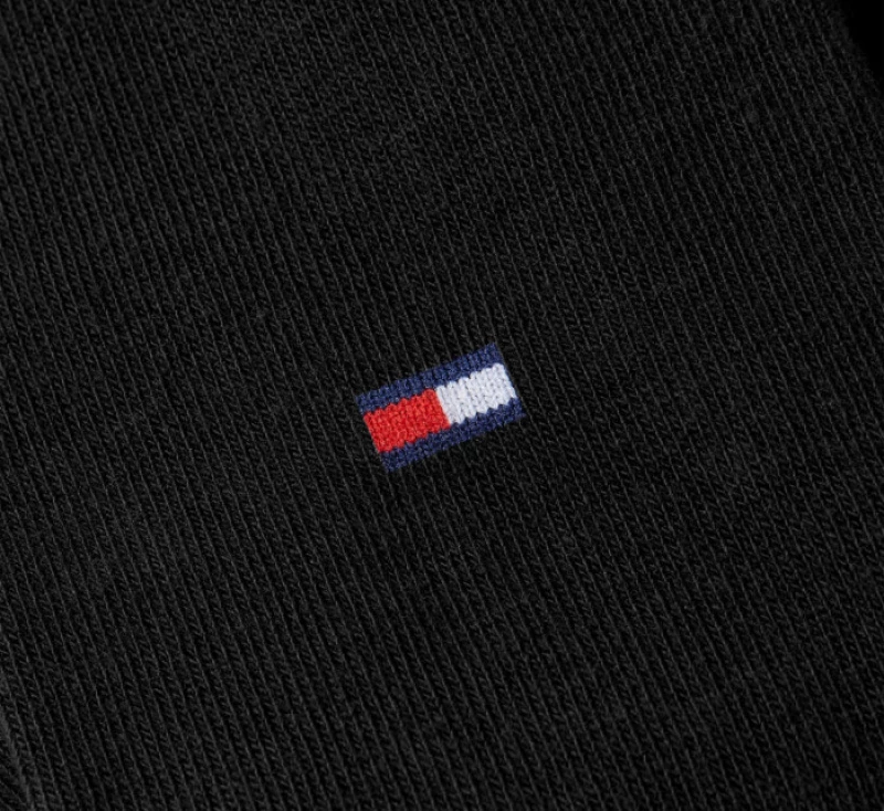 Ανδρικό Gift Pack Tommy Hilfiger - Μαύρο Boxer all over print - Μαύρες κάλτσες