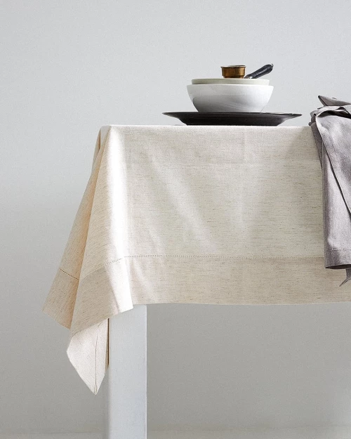 Μονόχρωμο Τραπεζομάντηλο με Αζούρ & Γαλλική Γωνία Amadora 12 ατόμων (150x300cm) Μπεζ