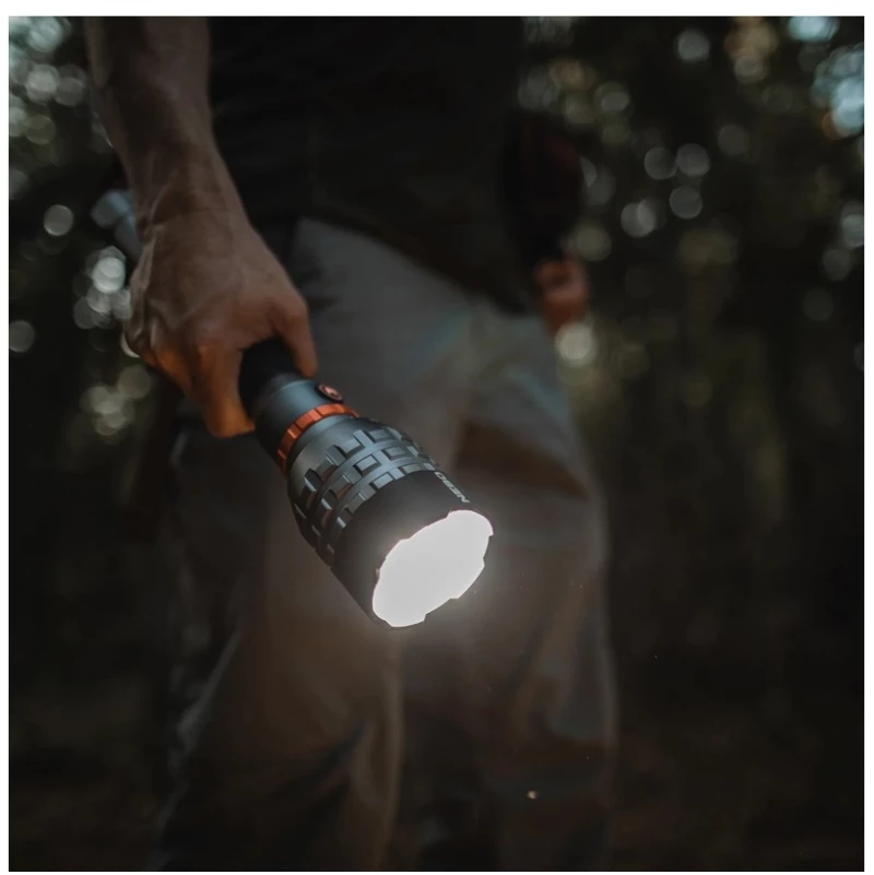 NEBO Davinci 18.000 Lumen Rechargeable LED Torch NEBO