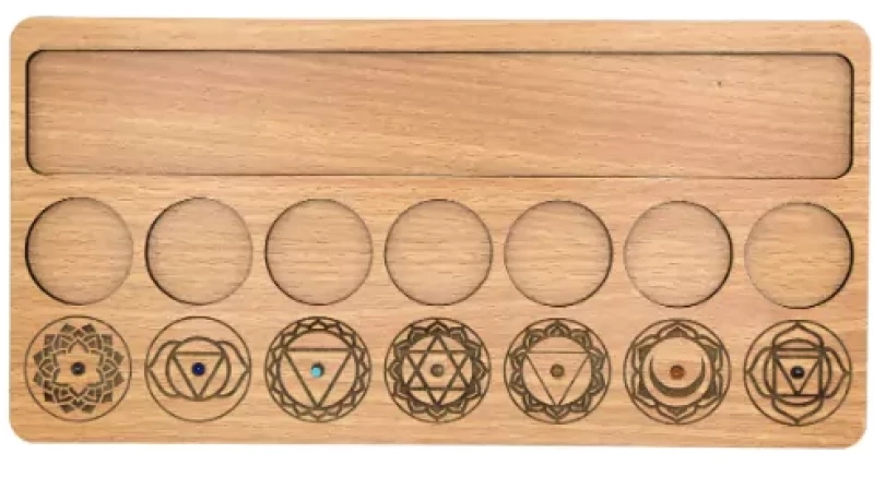 Ξύλινος Πίνακας των 7 Τσάκρα Wooden Seven Chakra Board With Gemstones
