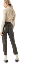 Oakwood Wmn GIFT LEATHER/JOGPANTS
