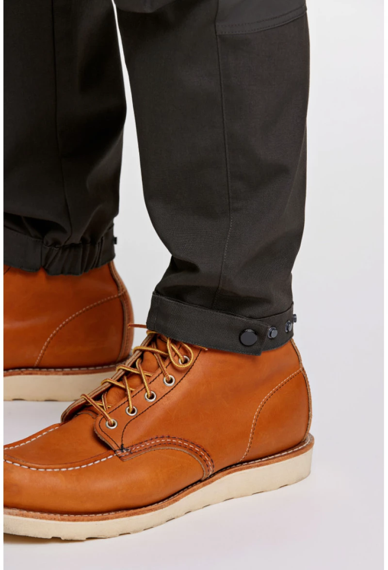 Lindbergh Water Repellent Casual pants