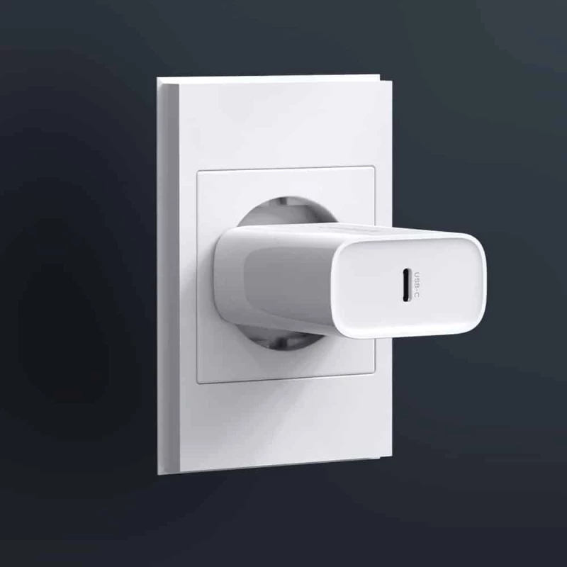 Ugreen® Φορτιστής με Θύρα USB-C PD30W  και Καλώδιο 2m USB-C Λευκό (CD127) 90472