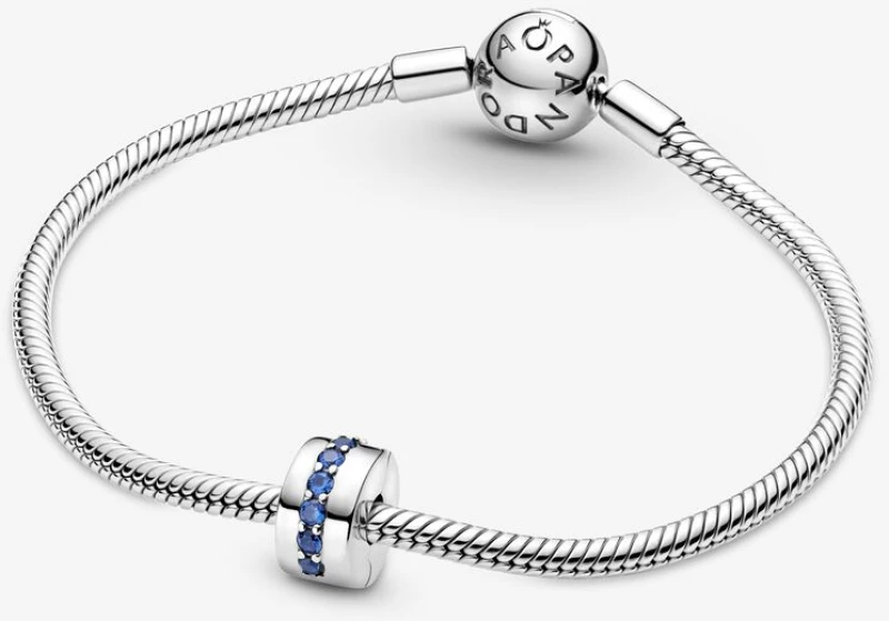 Σύμβολο Pandora κλιπ με Μπλε pavé 791972C01