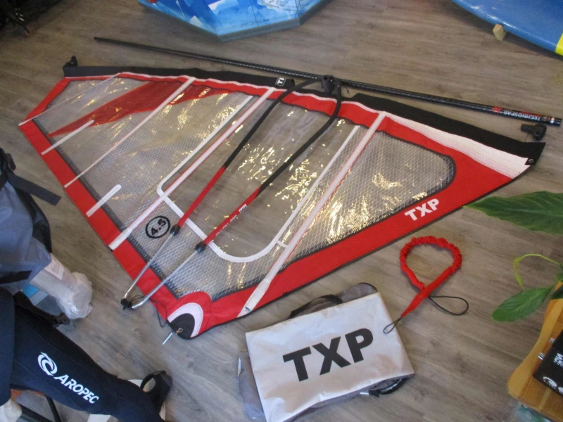 TXP 4.5 - Ολοκληρωμένο σετ windsurf με πανί 70% X-ply Tiki