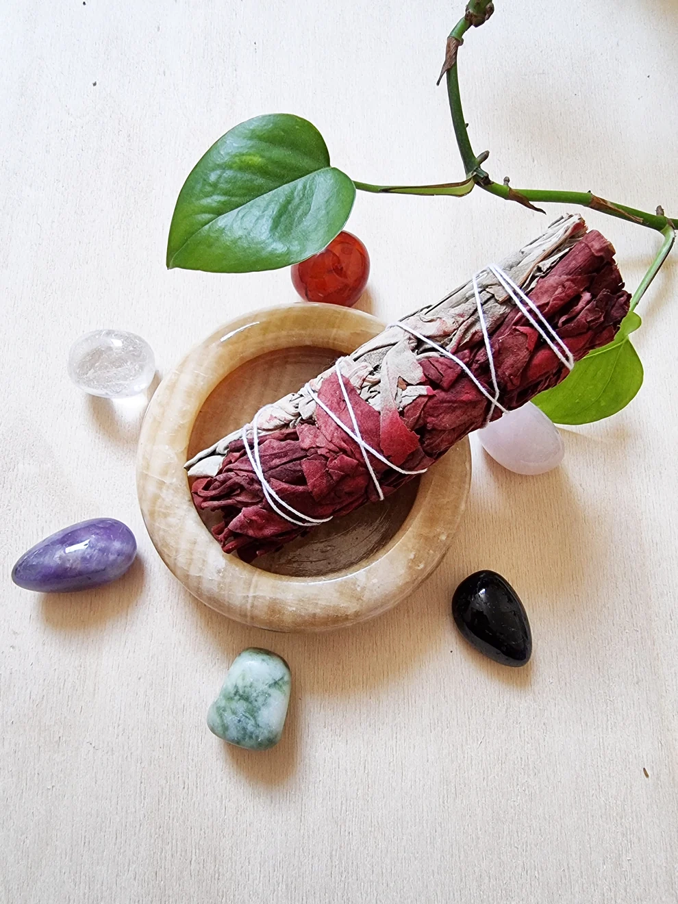 Ραβδί Λευκό Φασκόμηλο - Αίμα Δράκου Dragon's Blood Sage Smudge Stick 10cm