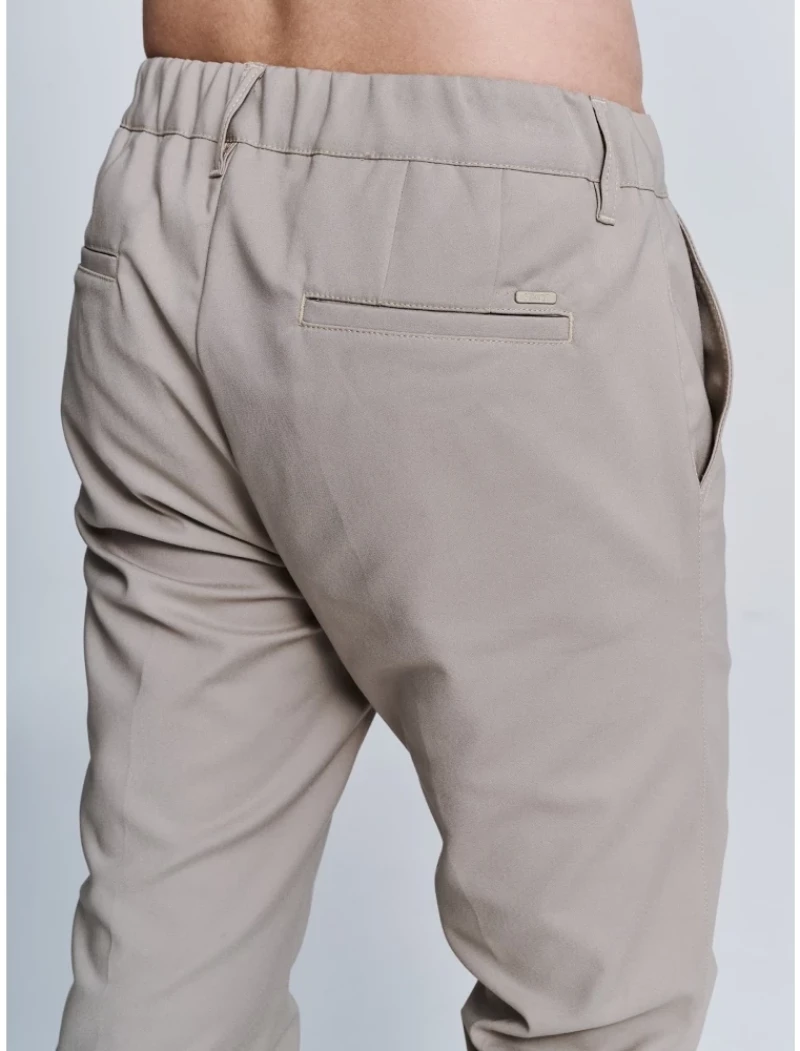 Staff Man New Oliver Chino