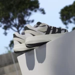 adidas LIGHTBLAZE JH6944 ADIDAS Μπεζ