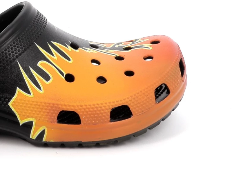 Ανδρικό Σαμπό Crocs Classic Flames Clog Ανατομικό Χρώματος Μαύρο 211004-0C4