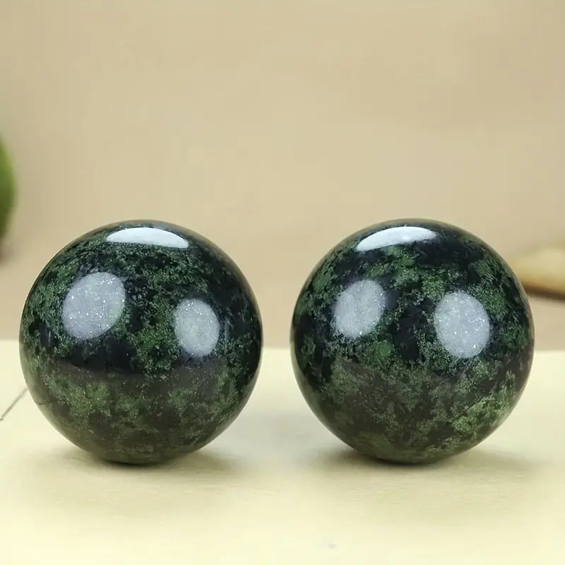 Ημιπολύτιμος Λίθος από Πράσινο Νεφρίτη (Jade) σε σχήμα Σφαίρας 4cm