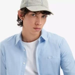 Levi’s® Man Battery Housemark Slim Fit Shirt