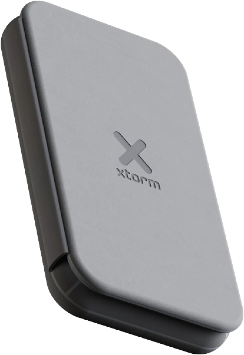 Xtorm - Foldable Wireless Travel Charger 3in1 - 15W / Electronics