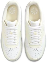 Γυναικεία Sneakers Nike Court Vision Low Next Nature Εκρού  Εκρού