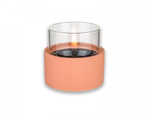 Breeze 10 κεραμικό διακοσμητικό κερί σε πορτοκαλί απόχρωση με εστία φωτιάς σε γυάλινο πλαίσιο 11x11 εκ
