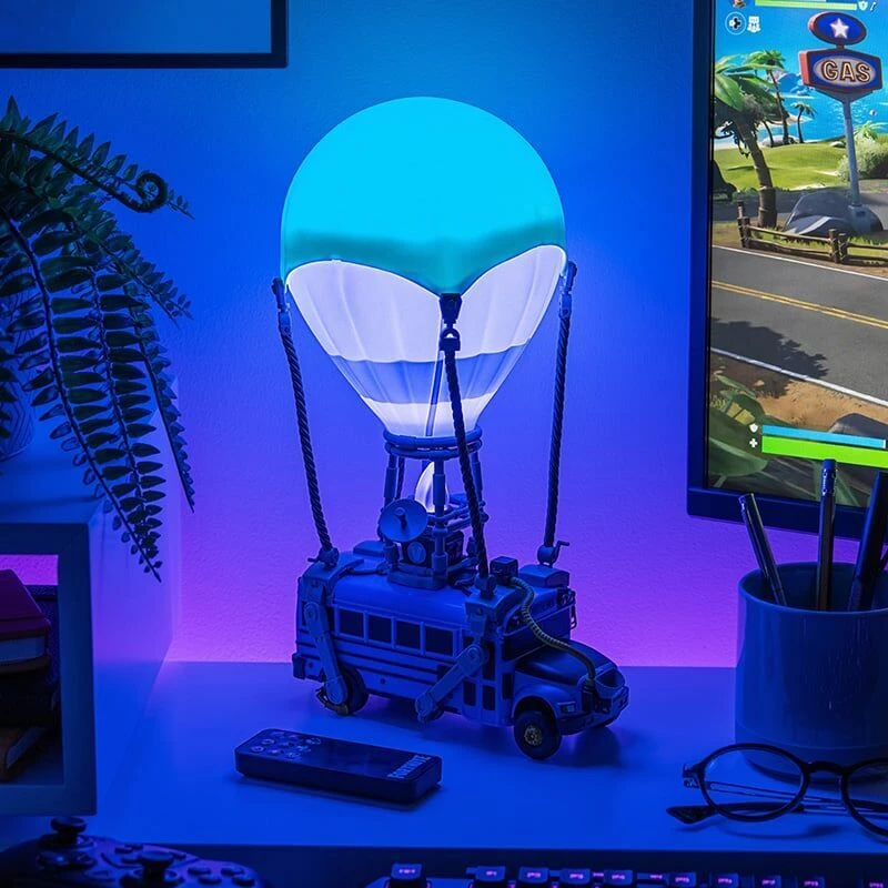 Fortnite - Battle Bus Diorama Light / Fan Shop and Merchandise