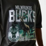 NEW ERA NBA WASHED GRPHC TEE MILBUC  WHG 60684353 NEW ERA Γκρι