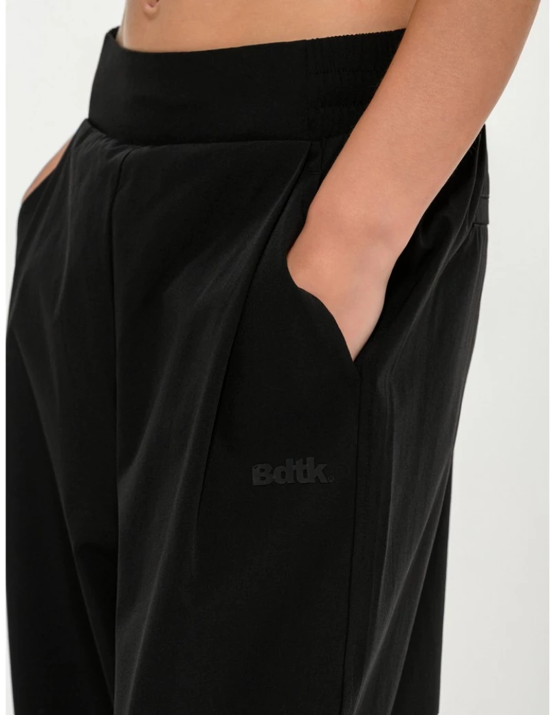 BDTK WOVEN OPEN HEM PANTS 7/8 1261-907700 1261-907700-00100 BODY TALK Μαύρο
