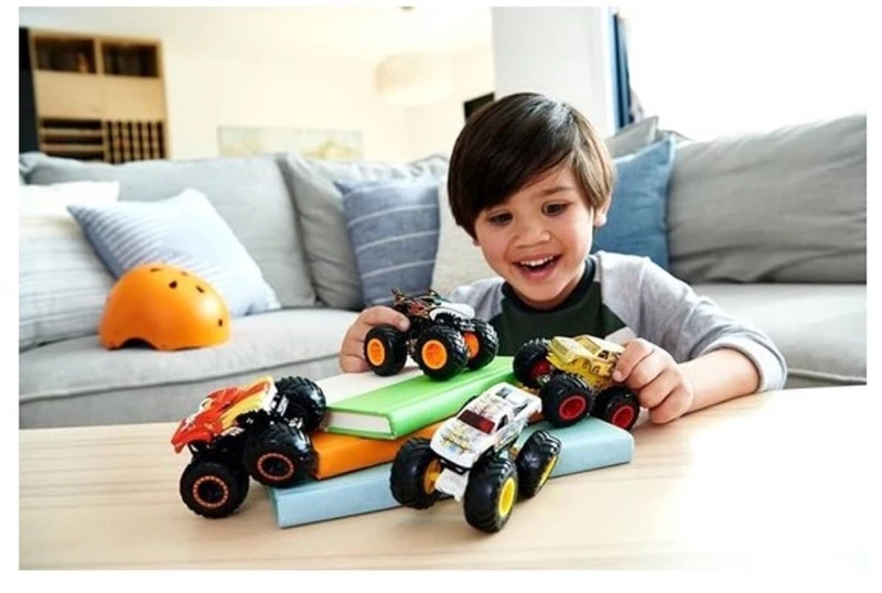 Hot Wheels -  Monster Trucks 1:64 Pack - Twin Mill  (JLV80) / Toys