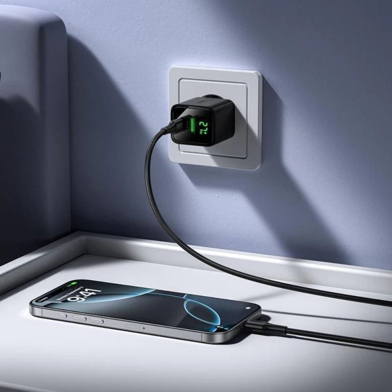 Hoco CS84A Φορτιστής με Θύρα USB-A και Θύρα USB-C 30W Power Delivery Quick Charge 3.0 Μαύρο