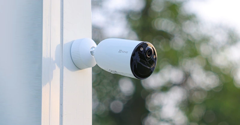CB3 (AOV) Battery Wi-Fi Camera + Solar Panel 5200 mAh White